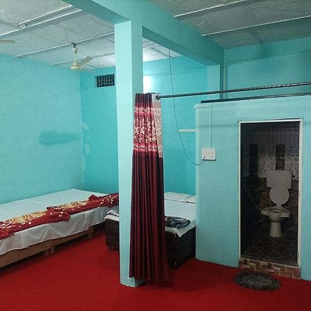 Shri Gamya Guest House Ujjain Buitenkant foto